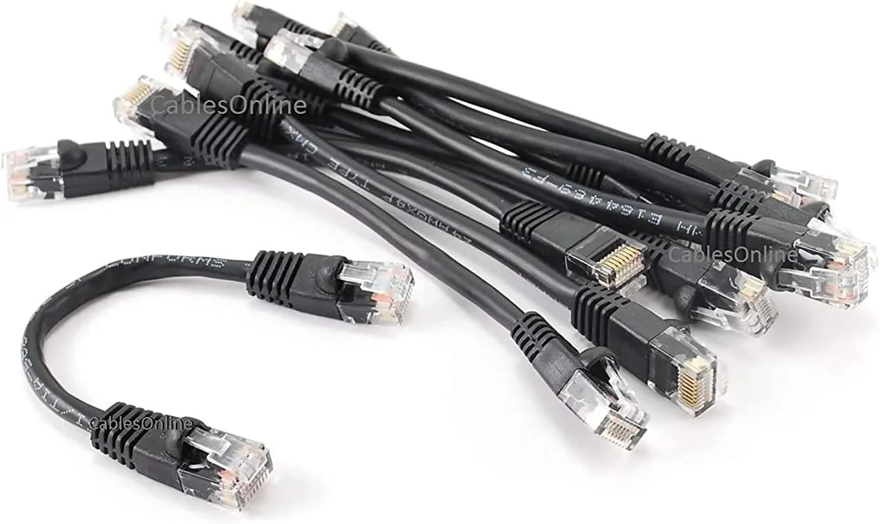 CablesOnline 10er-Pack 6 Zoll CAT5e UTP Ethernet RJ45 Voll 8-Draht schwarzes Patchkabel